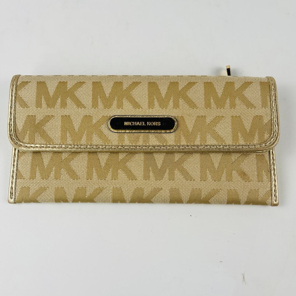 Michael Kors Wallet Beige